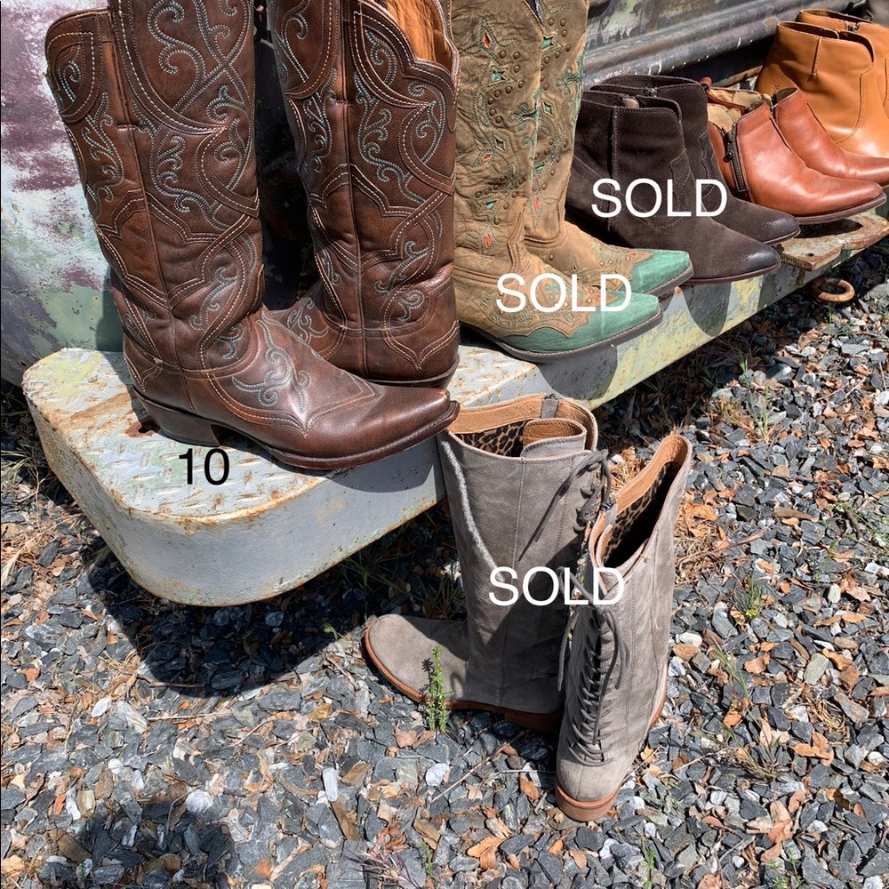 👢Make An Offer 👢 - Picture 2 of 8